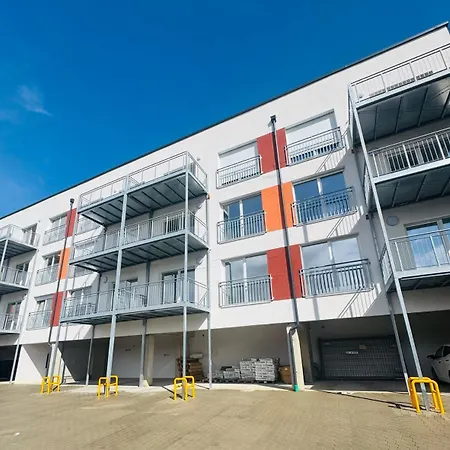 - Modern & Mit Parkplatz Apartament *